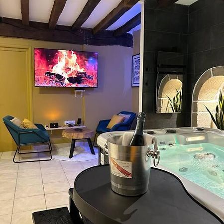 Guéméné-sur-Scorff L'Etreinte, Gite De Charme Avec Jacuzzi Interieur Et Sauna المظهر الخارجي الصورة